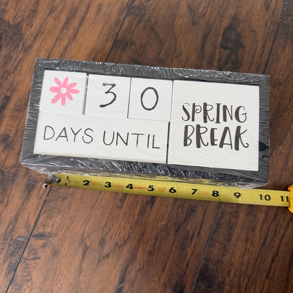 Countdown Block Calendar - Picture 2 of 6